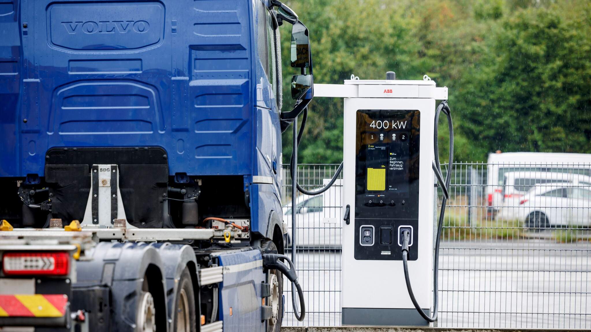 Faire avancer ensemble la mobilité électrique
Faire avancer ensemble la mobilité électrique