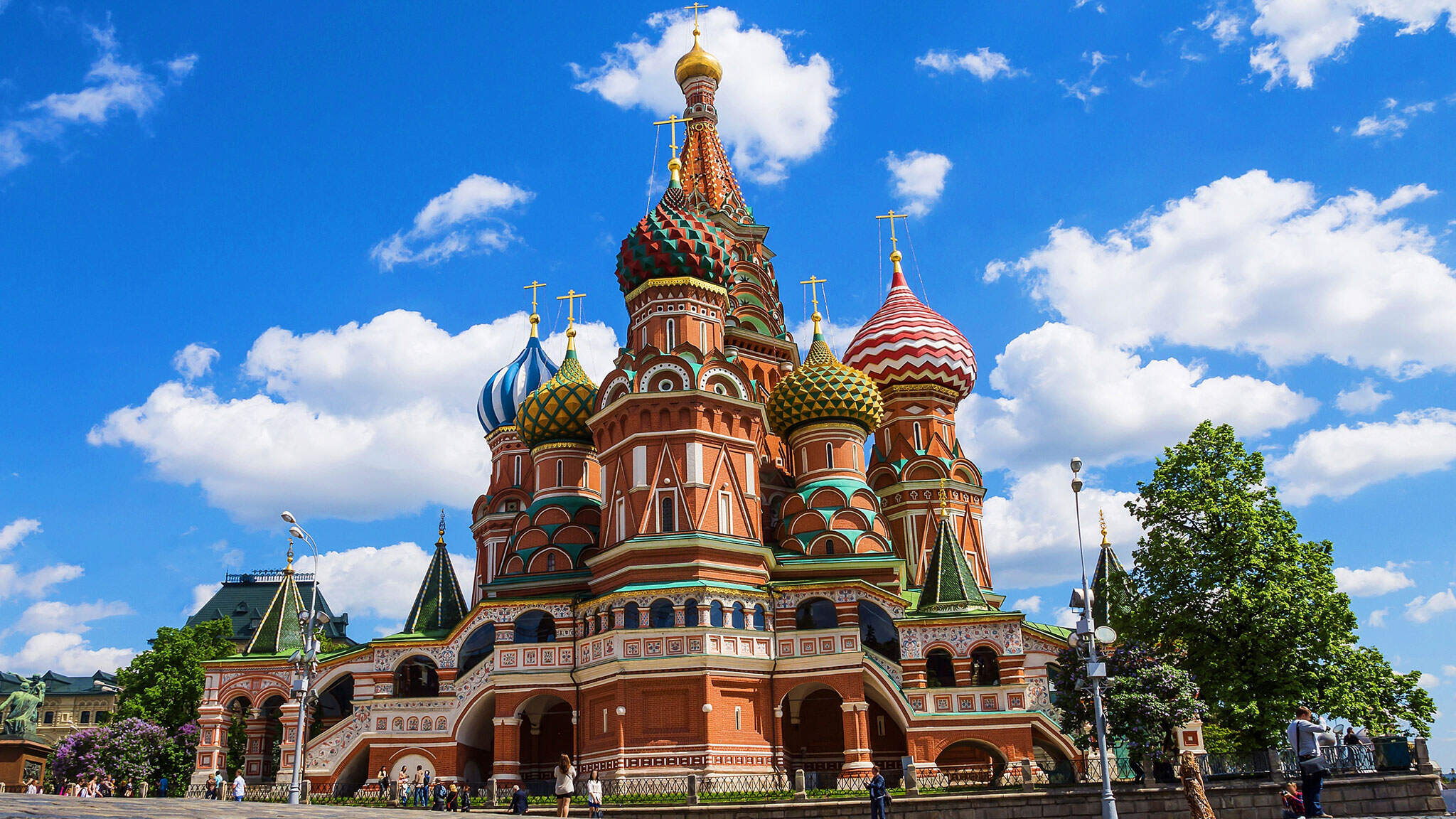 Pendant plus de 400 ans, la cathédrale de Basil avec ses neuf dômes a impressionné la population locale et les visiteurs de la capitale russe.